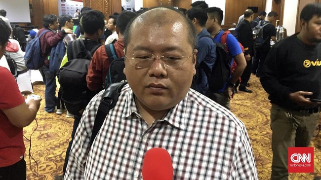 Bali United memberikan peringatan keras kepada Leonard Tupamahu yang bersikap tidak sportif dalam laga uji coba dengan Persis Solo.