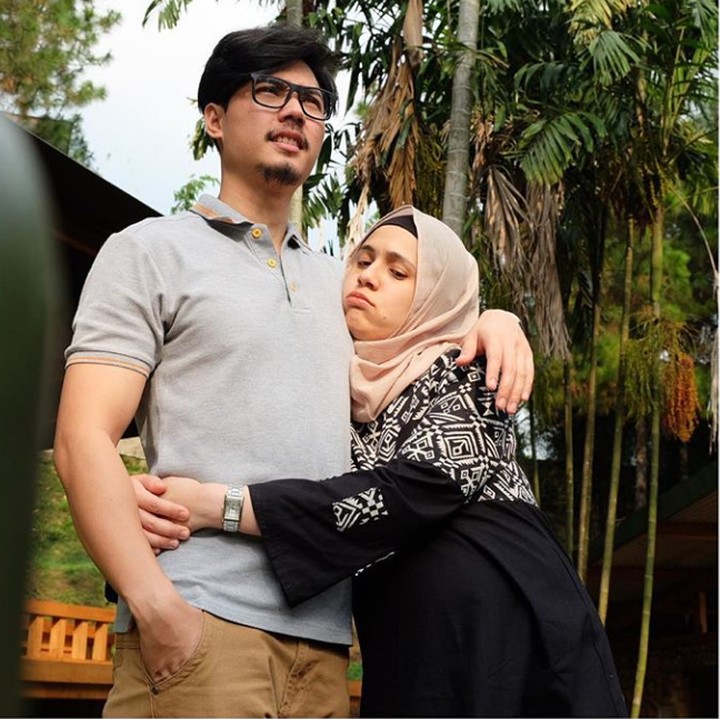 <p>Manja manja gimana gitu... (Foto: Instagram @missnyctagina)</p>