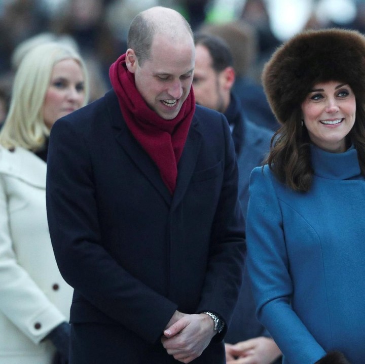 <p>Begitu pula saat ia mendampingi sang suami, Pangeran William untuk mengunjungi Oslo. Kate terlihat cantik dengan coat berwarna turkish yang memukau. (Foto: Dok. REUTERS/Hannah McKay)</p>