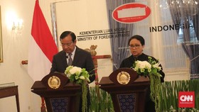 Menlu Sokhonn Minta RI Jadi Pemantau Pemilu Kamboja
