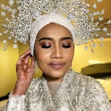 Mengenal Sosok Yuna Adik Ipar BCL yang Ternyata Penyanyi Terkenal