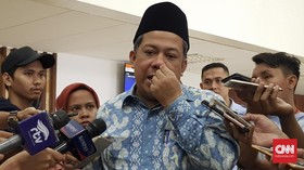Fahri Hamzah Duga Zakat dari Gaji PNS untuk Tambal Kas Negara