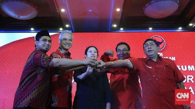 Gubernur Jateng Ganjar Pranowo dan Ketua Bappilu PDIP Bambang Pacul buka suara terkait hubungan panas dingin usai bersalaman di Rakernas PDIP.