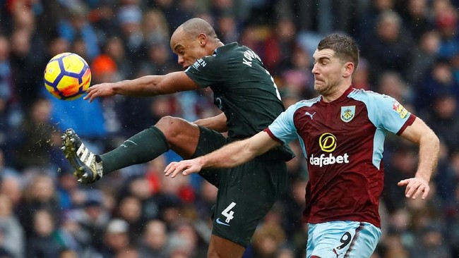 Vincent Kompany menilai Manchester City tak patut bersedih meski meraih hasil seri pada laga lawan tuan rumah Burnley.