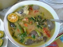 Makanan Khas Sulawesi Selatan dari Sagu: Kapurung Asal Luwu Raya