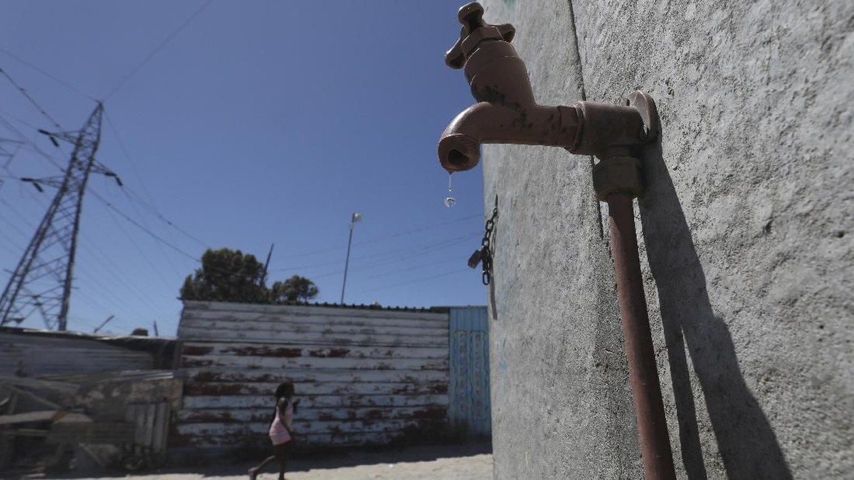 FOTO: Petaka Kemarau di Tanah Cape Town