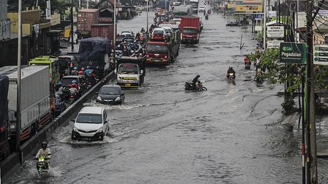 LAPAN Paparkan Korelasi antara Banjir Rob dan Bulan Purnama