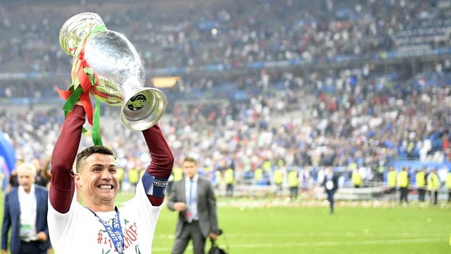 Turnamen Piala Eropa 2020 yang akan digelar pada 12 Juni hingga 12 Juli mendatang di pertandingkan di 12 stadion dari 12 negara.