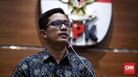KPK Periksa Kakak Cak Imin Terkait Gratifikasi Bupati Nganjuk