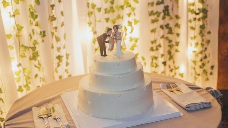 wedding cake