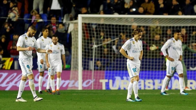 Sepanjang La Liga 2017/2018, Real Madrid sudah kebobolan di 10 menit akhir pada tujuh pertandingan.
