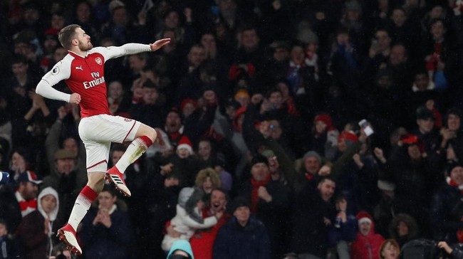 Arsenal berhasil menang telak atas Everton dengan skor 5-1 pada laga yang berlangsung di Stadion Emirates, Sabtu (3/2).