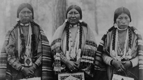 Menyelamatkan Perempuan Indian di Amerika