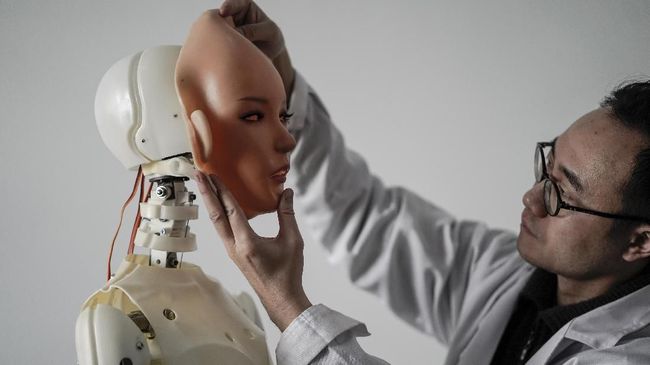 Ada banyak cara untuk bertemu robot saat wisata di Jepang.