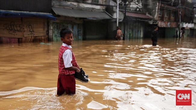 Smart City Jakarta klaim bisa prediksi banjir hingga sepuluh hari kedepan. Namun, kurangnya data membuat sistem cerdas itu luput mengantisipasi banjir kemarin.