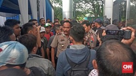 Merasa Tertipu, Puluhan Konsumen Sipoa Grup Mengadu ke DPR