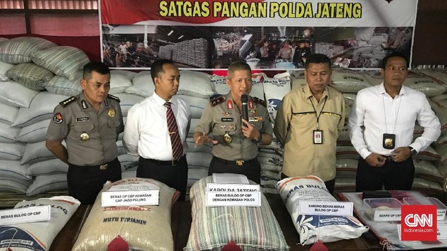 Tim Satgas Pangan Direktorat Reserse Kriminal Khusus Polda Jawa Tengah berhasil mengungkap aksi pembuatan beras premium palsu di Cilacap, Jawa Tengah.