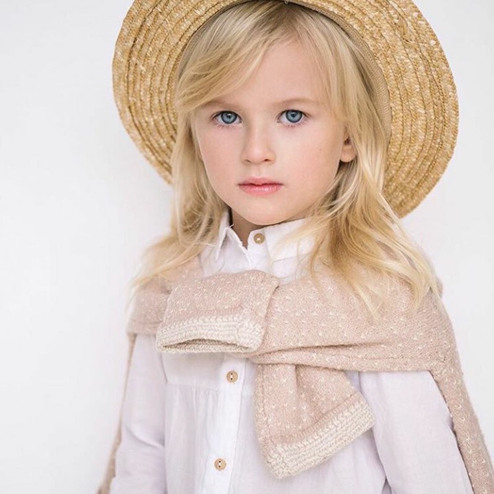 <p>Si kecil bermata biru nan indah ini namanya Ekaterina Lokhina. (Foto: Instagram @ekaterina_lokhina_official)  </p>