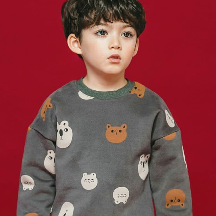 <p>Bulu matanya Cooper lentik banget. Duh, jadi iri. Hi-hi-hi. (Foto: @laurencoope0813)</p>