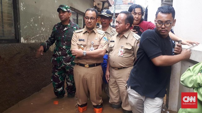 Gubernur DKI Anies Baswedan mengatakan wilayah Jakarta akan tergenang jika curah hujan yang turun di atas 100 milimeter per hari.