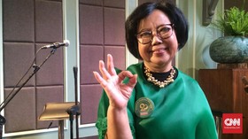 Menebak Arti 'Gantung Panci' Sisca Soewitomo