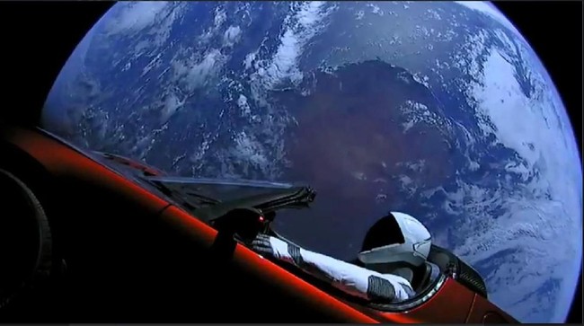 Larangan SpaceX pada aplikasi Zoom kala corona disebut karena perusahaan roket AS itu lagi mengembangkan teknologi penting bagi keamanan nasional.