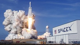 Bisnis Internet SpaceX 10 Kali Lebih Menguntungkan