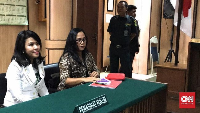 Basuki Tjahaja Purnama alias Ahok berkukuh melanjutkan sidang gugatan cerai terhadap Veronica Tan hingga hakim memutuskan perkara yang kini dipersidangkan.