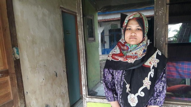 Masniah binti Misnam bekerja selama 9 tahun di Yordania tanpa gaji, saat minta dipulangkan, dia malah dituduh  mencuri dan dijebloskan ke penjara.