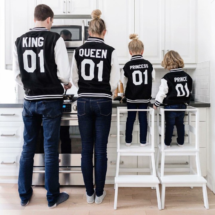 <p>Foto keren ini adalah ide unik dan original seorang bunda bernama Sina, yang juga seorang blogger. (Foto: Instagram/happygreylucky)</p>