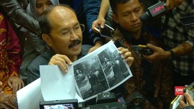 VIDEO: Fredrich Yunadi yang Merasa Digerebek KPK