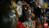 FOTO: Budaya China-Jawa dalam Sekantong Boneka Wayang Potehi Boneka Wayang Potehi yang kerap dipentaskan di kelenteng-kelenteng menjelang Imlek, menyimpan sejarah percampuran budaya China dan Jawa yang kaya.