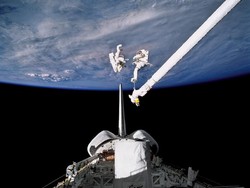 Jika Astronaut Meninggal di Ruang Angkasa, Apa yang Terjadi pada Tubuhnya?