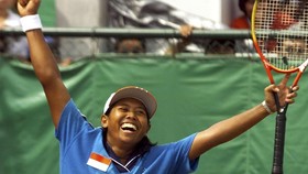 Kisah Yayuk Basuki 'Dikepung' Ribuan Suporter Thailand