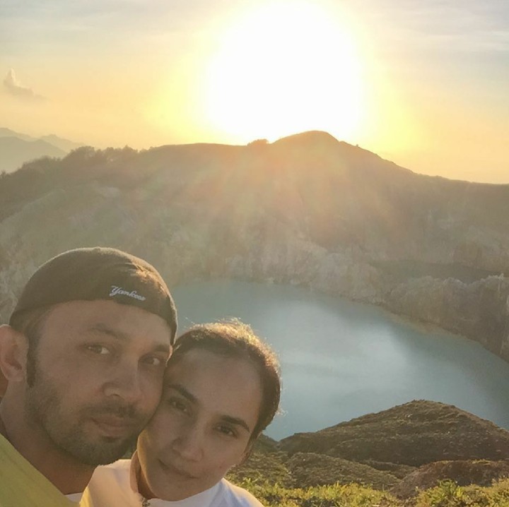 <p>Teuku Zacky dengan sang istri, Ilmira Usmanova, masih lengket banget sampai sekarang. (Foto: Instagram/teukuzacky)</p>