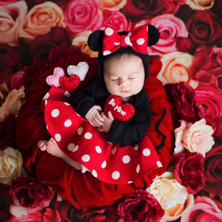 <p>Lihat foto Minnie cilik ini bikin weekend kita makin semangat ya, Bun. (Foto: Karen Marie/ Belle Beautiful Portrait via Babble)</p>