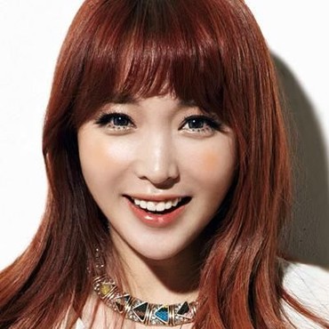 Universitas Chosun Minta Hong Jin Young Buka Suara soal Isu Plagiat Tesisnya