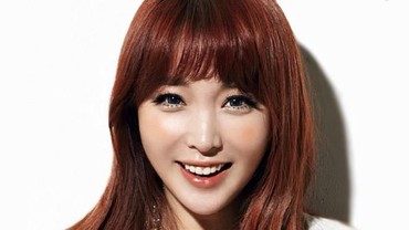 img-title Universitas Chosun Minta Hong Jin Young Buka Suara soal Isu Plagiat Tesisnya