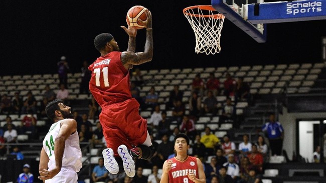 Permasalahan yang terjadi pada panel listrik di Hall A Basket Gelora Bung Karno membuat laga basket ditunda.