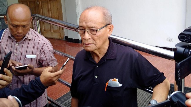 Dokter Spesialis Jantung Pembuluh Darah RS PKU Muhammadiyah Gamping Dr. Evita Devi Noor Rahmawati menjelaskan kondisi Buya Syafii sejak dirawat 14 Mei 2022.