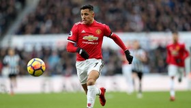 Jelang Hadapi MU, Montella Ingin 'Mengikat' Alexis Sanchez