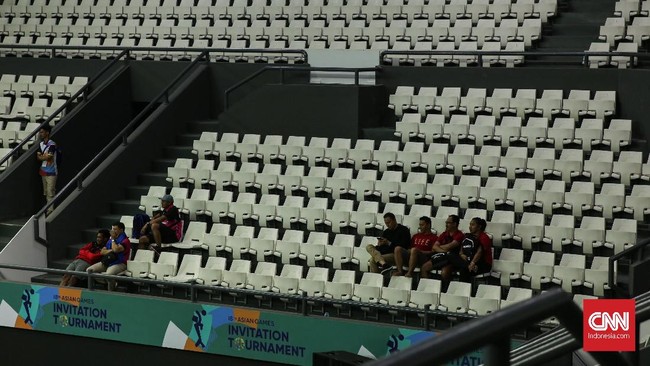 Demi menjamin keamanan dan risiko ada yang membawa barang terlarang atau mengancam, penonton Asian Games dilarang membawa tas besar atau ransel ke dalam arena.