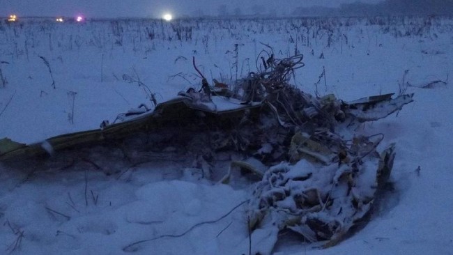 FOTO: Antonov Nahas Pasca Lepas Landas di Domodedovo