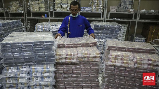 Pandemi corona yang melanda dunia, termasuk Indonesia telah menimbulkan tumpukan utang. Selama 10 bulan pertama saja, utang pemerintah naik Rp612,72 triliun.