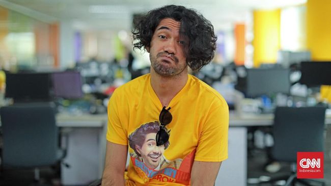 Reza Rahadian mengumumkan secara resmi bergabung ke Jagat Sinema BumiLangit alias BumiLangit Cinematic Universe (BCU).