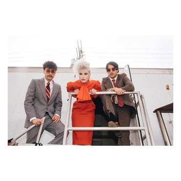 Lirik Lagu The News - Paramore