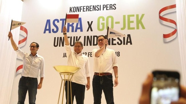 Menteri Komunikasi dan Informatika Rudiantara mengklaim valuasi empat unicorn di Indonesia sudah melampaui empat perusahaan telekomunikasi di Indonesia.