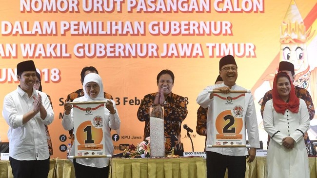 Khofifah Indar Parawansa mengaku punya 'senjata' khusus untuk debat pilkada Jawa Timur, Selasa (10/11) dan menghadapi Gus Ipul.