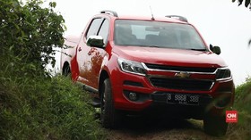 VIDEO: Pikap Colorado Penjelajah Dua Alam