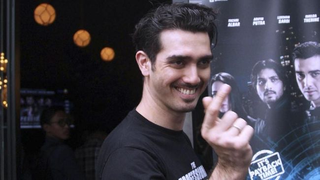 Fachri Albar yang tertangkap karena terkait narkoba, Rabu (14/2) sebelumnya membintangi sederet judul film besar dan mengencani aktris-aktris ternama.